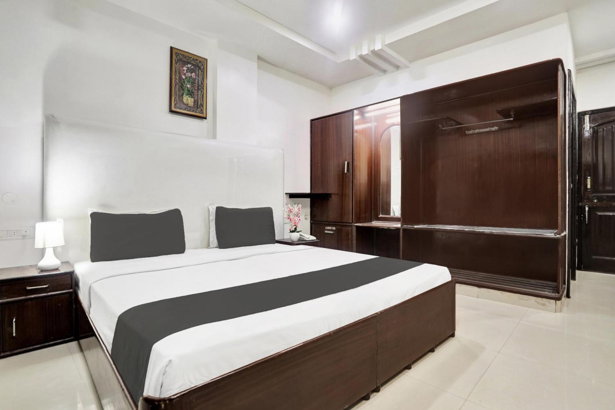 Hotel Townhouse Eluru Exteriér fotografie