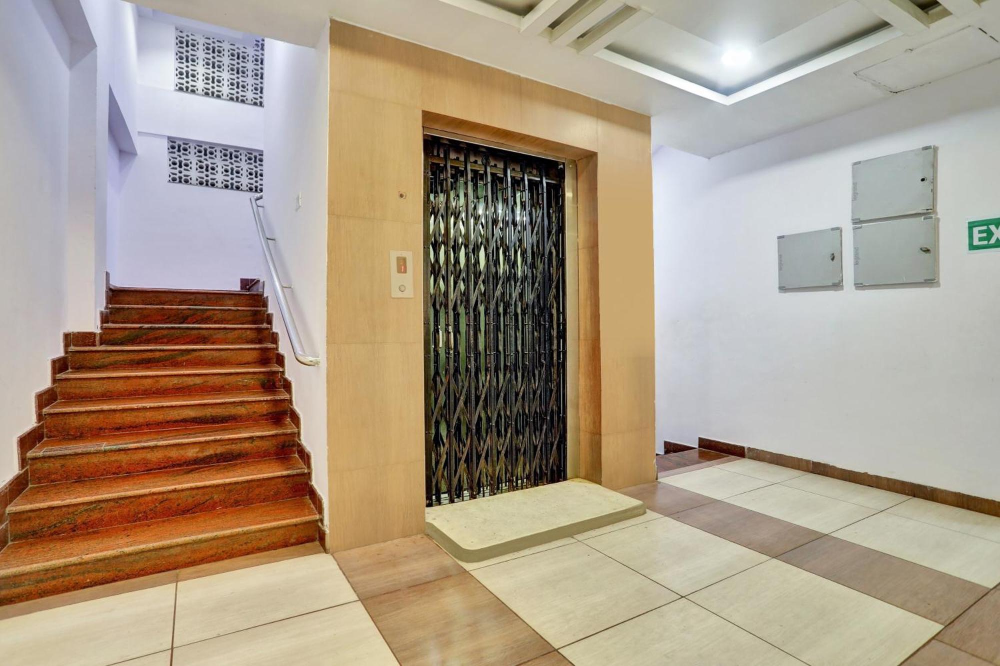 Hotel Townhouse Eluru Exteriér fotografie