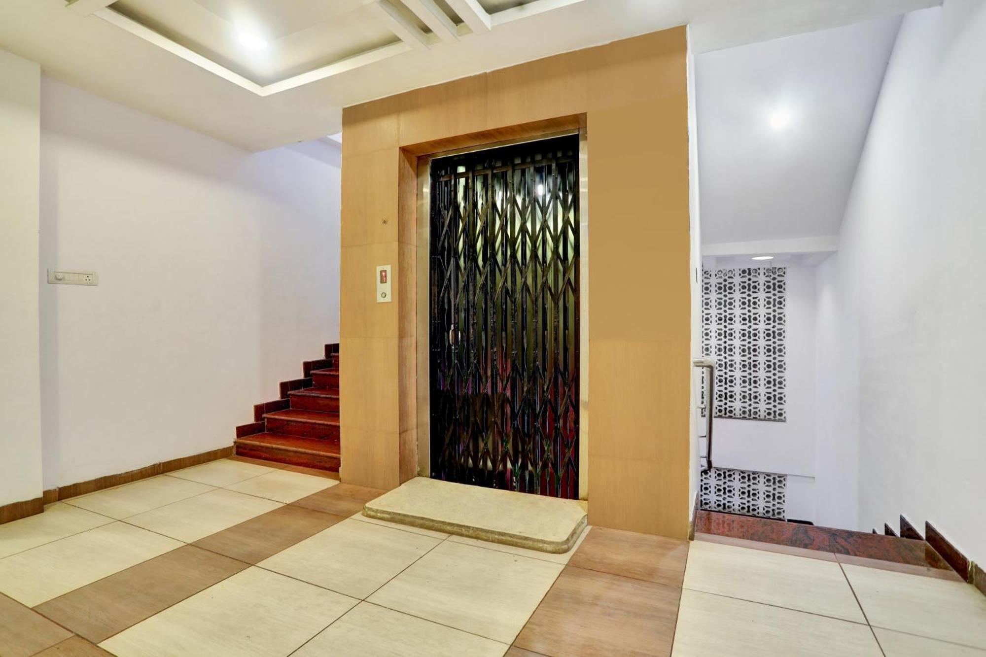 Hotel Townhouse Eluru Exteriér fotografie