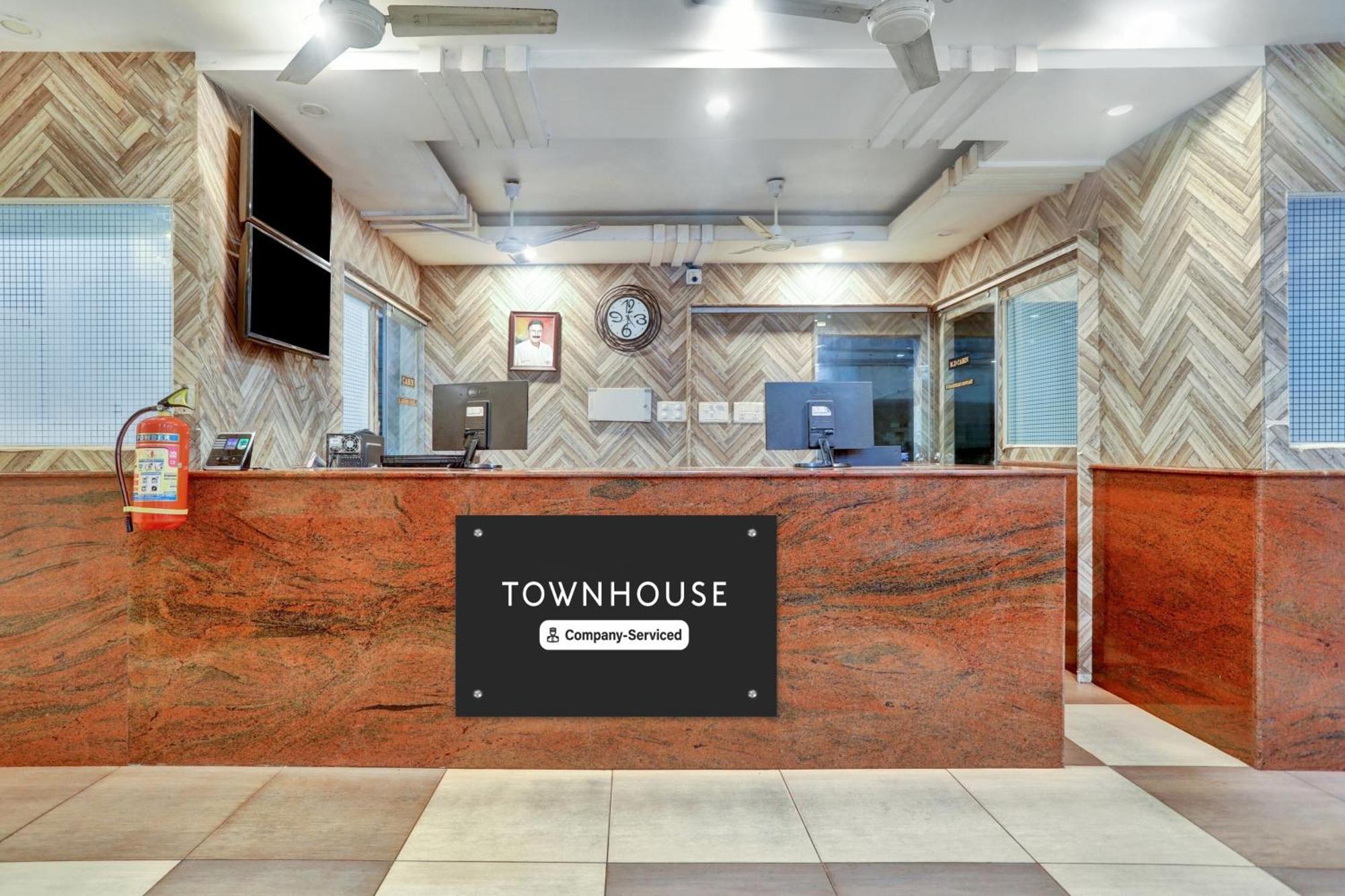 Hotel Townhouse Eluru Exteriér fotografie