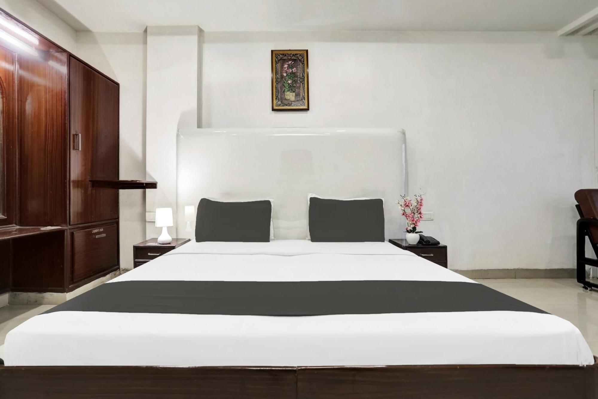 Hotel Townhouse Eluru Exteriér fotografie