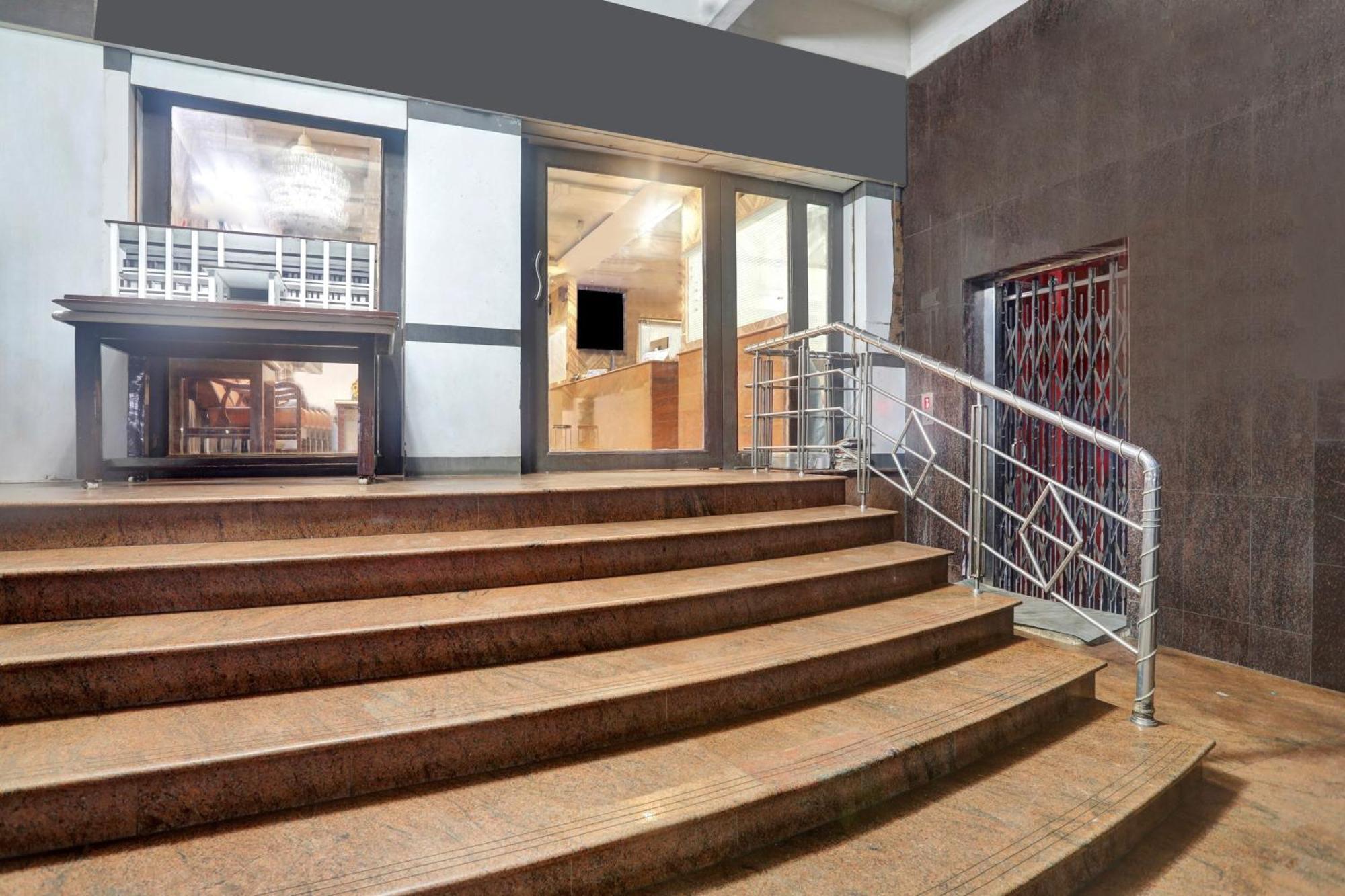 Hotel Townhouse Eluru Exteriér fotografie