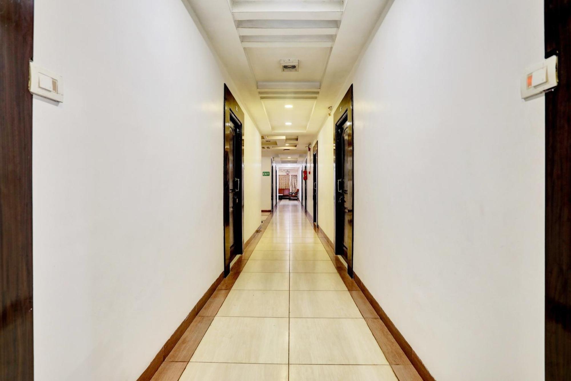 Hotel Townhouse Eluru Exteriér fotografie